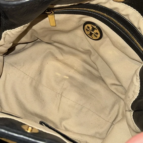 Tory Burch Bag Black and Gold Pebbled Leather Shoulder Bag with Strap - Picture 12 of 17